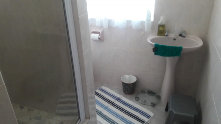 4 Bedroom Property for Sale in Middedorp Western Cape